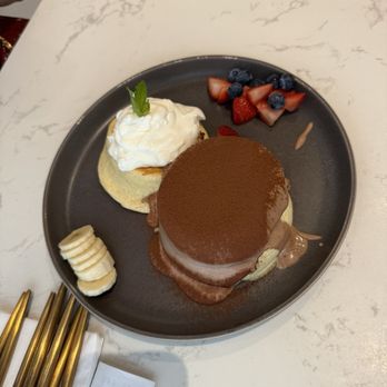 Hanabusa Cafe - Mocha Pancake - Pancakes Near Me - Chicago, Illinois