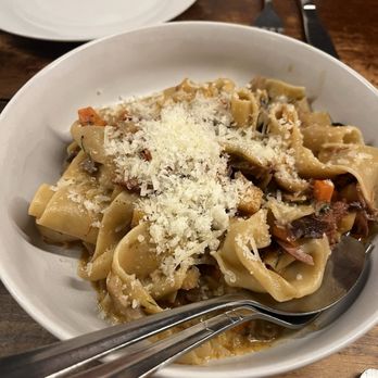 Le Fanfare - Pappardelle - Italian Near Me - Brooklyn, New York