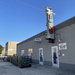 Haggard Barrel Brewing - Outside