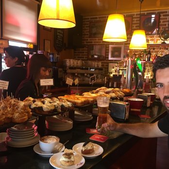 El Globo - el cafe muy rico e incluyó un paquete de café molido con la información de marca para hacer espresso en su casa - Basque Near Me - Bilbao, BI