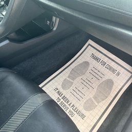 Even gave me paper mats after vaccine and removing all pet hair and gross soccer debris!!! Even gave me paper mats after vaccine and removing all pet hair and gross soccer debris!!!
