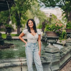 Terra Sura Photography - Senior Portraits