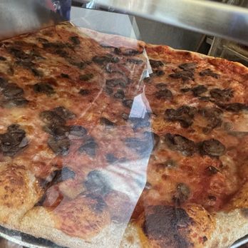 Scarr's Pizza - Pizza Near Me - New York, New York