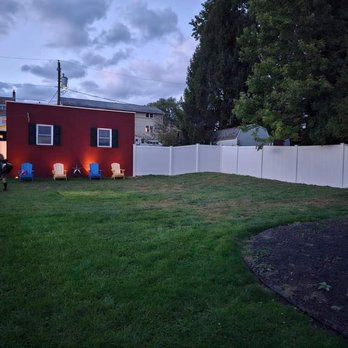 Tri-Boro Fencing Contractors - Fences & Gates Near Me - Walnutport, Pennsylvania