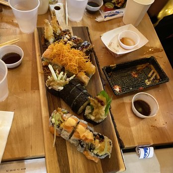 Akino - Sushi Bars Near Me - Elmhurst, New York