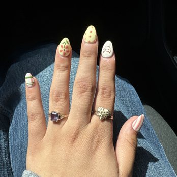 Beyond Nails - Beyond Nails is amazing great service and a welcoming. Tammy did my nails, super gentle and skilled. I love them! - Nail Salons Near Me - Stockton, California