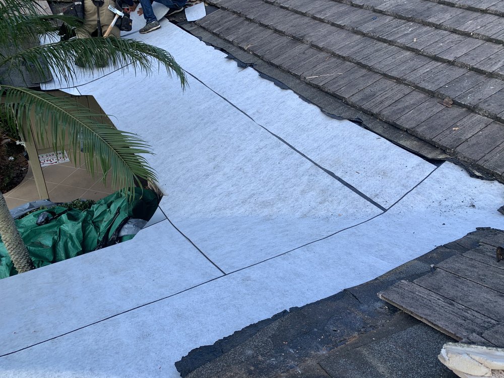 Slide of The Roof Wizard