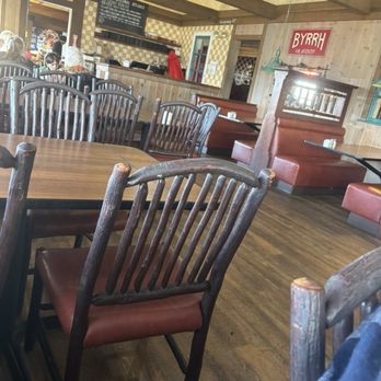Mimi's Cafe - Inside - Breakfast & Brunch Near Me - Henderson, Nevada