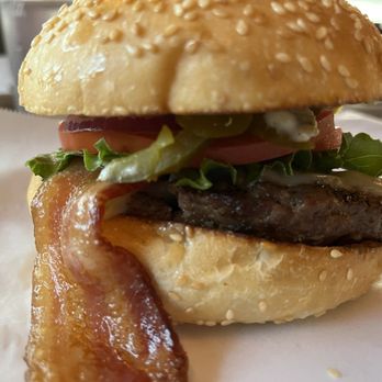 Burgers and Brew - Yumm - Burgers Near Me - Davis, California Burgers and Brew - Yumm - Burgers Near Me - Davis, California