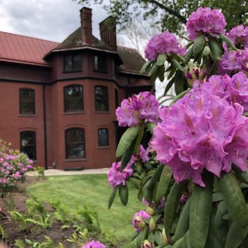 GRUNDY MUSEUM - Updated January 2026 - 19 Photos - 610 Radcliffe St