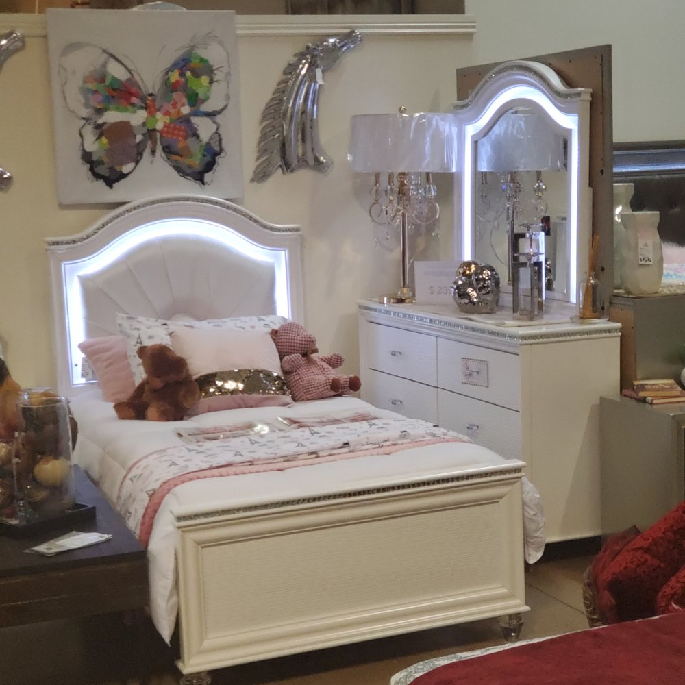 Gail's Furniture - Furniture Stores Near Me - Goodyear, Arizona Gail's Furniture - Furniture Stores Near Me - Goodyear, Arizona
