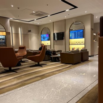 Premium Plaza Lounge - Airport Lounges Near Me - Lapu-Lapu City, CEB