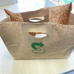 That bag is dangerous, I almost hit a paper cut just by grabbing the handle