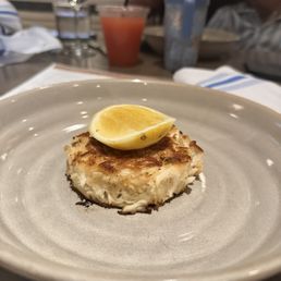 Crab cake with lemon Crab cake with lemon