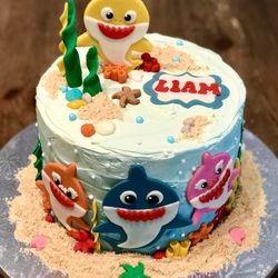 Cuppies, Cakies and a Kitchen - Pinkfong Baby Shark cake