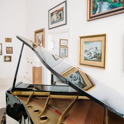 Significant fine art collection sold by Circle Auction.