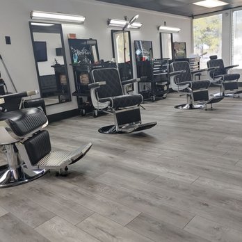 Notorious Barber Lounge - Notorious Barber Lounge. - Barbers Near Me - Grand Prairie, Texas Notorious Barber Lounge - Notorious Barber Lounge. - Barbers Near Me - Grand Prairie, Texas