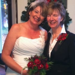 Dahlia A Florist - The very happy couple