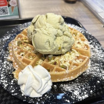 D Spot Dessert - Desserts Near Me - Markham, Ontario