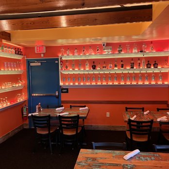 El Gato Negro - Lakeview - Where you go for good grub... - Mexican Near Me - New Orleans, Louisiana El Gato Negro - Lakeview - Where you go for good grub... - Mexican Near Me - New Orleans, Louisiana