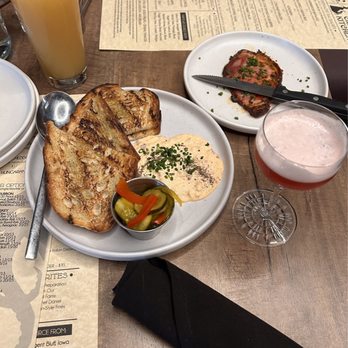 Miskatonic - Smoked pimento cheese small plate River Fiend IPA, Backhanded Compliment cocktail - Tapas/Small Plates Near Me - Naperville, Illinois