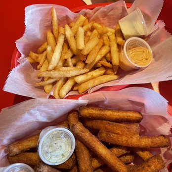 Cha Cha Cha Cuban Cafe - Fries and yuca fries - Cuban Near Me - Kenilworth, New Jersey