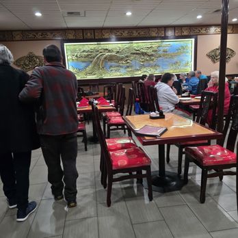 New Yen Ching Restaurant - Inside the restaurant - Chinese Near Me - Stockton, California New Yen Ching Restaurant - Inside the restaurant - Chinese Near Me - Stockton, California