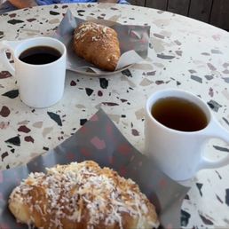 Croissants Croissants
