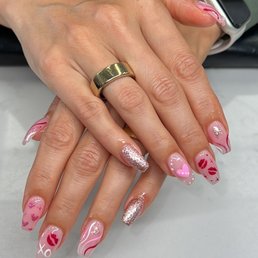 Full gel set with designs. Full gel set with designs.