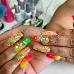 Vt Nails