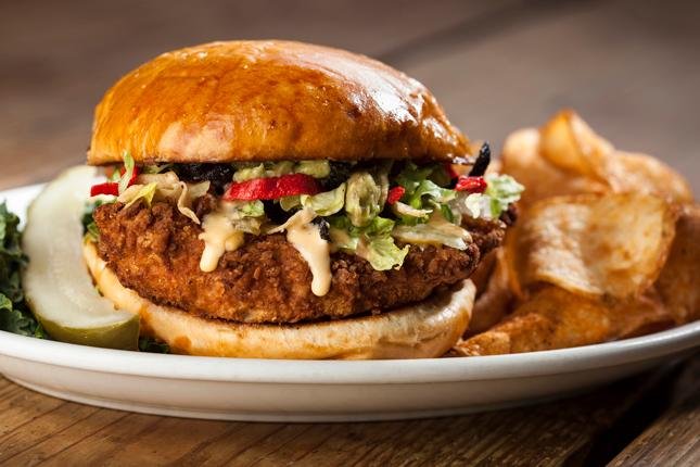 Pluckers Wing Bar - Meyerland