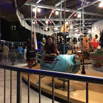 Pride Of Canada Carousel - Carousels Near Me - Markham, Ontario