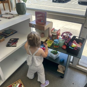 Seven Syllables Coffee - We loved the dedicated young child play area. - Coffee Roasteries Near Me - Cerritos, California