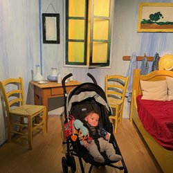 Lighthouse ArtSpace - Family outing with family.