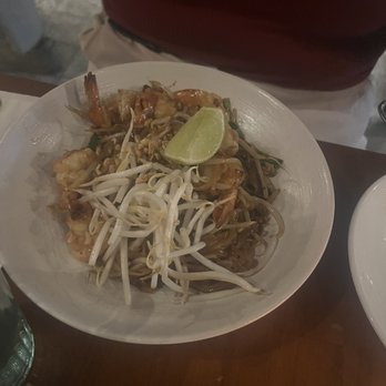 Soothr - Shrimp Pad Thai - Thai Near Me - New York, New York