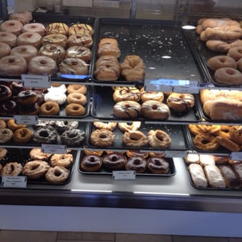 Denny's 5th Avenue Bakery - Donut case - Bakeries Near Me - Bloomington, Minnesota Denny's 5th Avenue Bakery - Donut case - Bakeries Near Me - Bloomington, Minnesota