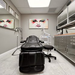 Elite Electrolysis - Treatment room
