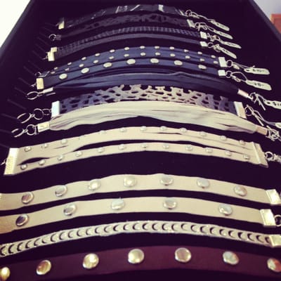 Create & Express by null