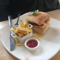 The Village Bistro - Village melt