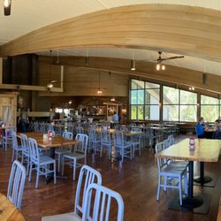 The Restaurant at David Crockett - Dinning room