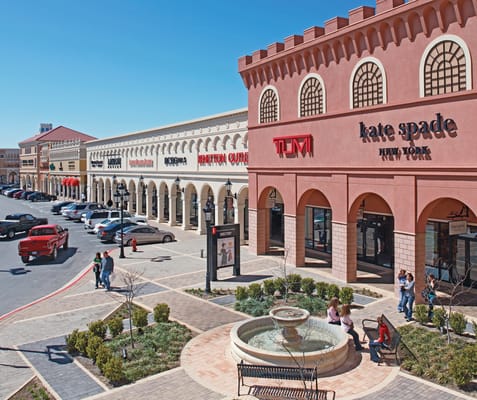 San Marcos Premium Outlets by null