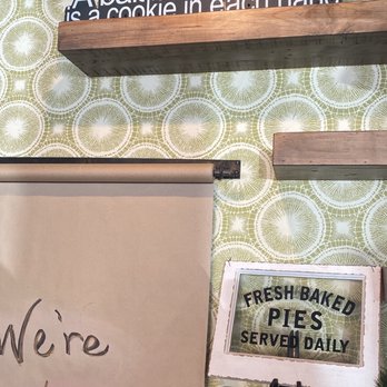 Cretia's Eatery & Bake Shoppe - Bakeries Near Me - Dallas, Texas