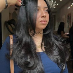 Rock Paper Scissors Hair Studio - Butterfly layers cut
