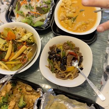 Karuna's Thai Plate - Tom yum, Pad See Ew, Pineapple Curry, Koo Ch, Yum Woon Sen - Thai Near Me - Tucson, Arizona