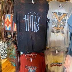 Amazing Grace Antiques & Gifts - Lots to buy