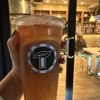 Tea Station Express - ughhhhh it tasted so bad i only took 2 sips before i threw it away... too sweet at half sweet - Bubble Tea Near Me - Temple City, California