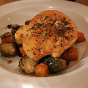 TableVine - Salmon over roasted vegetables - very tasty - Wine Bars Near Me - Sacramento, California TableVine - Salmon over roasted vegetables - very tasty - Wine Bars Near Me - Sacramento, California
