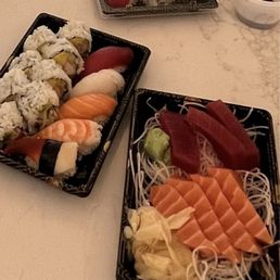 Sashimi Sushi Roll Combo ($20.99) - bottom