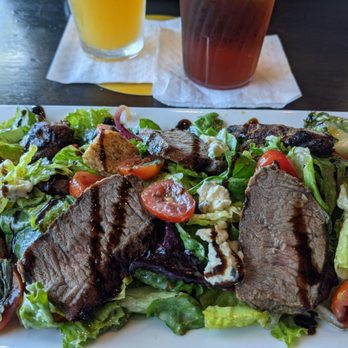 Dave & Buster's Ala Moana - fabulous delish steak salad, generous portions, and plated so pleasing to the eyes. this will be my fave salad here. - Arcades Near Me - Honolulu, Hawaii Dave & Buster's Ala Moana - fabulous delish steak salad, generous portions, and plated so pleasing to the eyes. this will be my fave salad here. - Arcades Near Me - Honolulu, Hawaii
