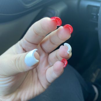 Ombre Nails Lounge - Nail Salons Near Me - Folsom, California